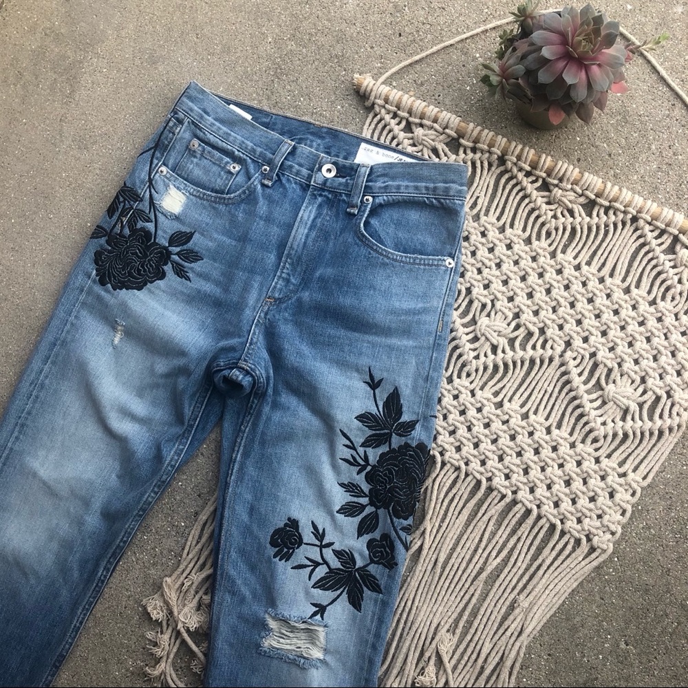 Rag & Bone Jeans Size 26 - Crop Distressed Embroidered